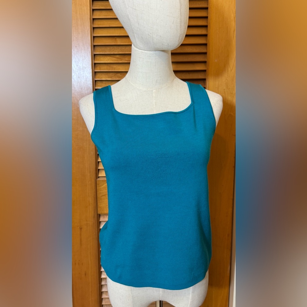 Dana Buchman Teal Blue Tank Top with Square Neckline Sz M